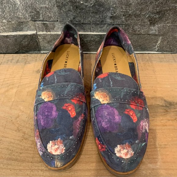 Moody Bloom Floral Loafers - Picture 2 of 11
